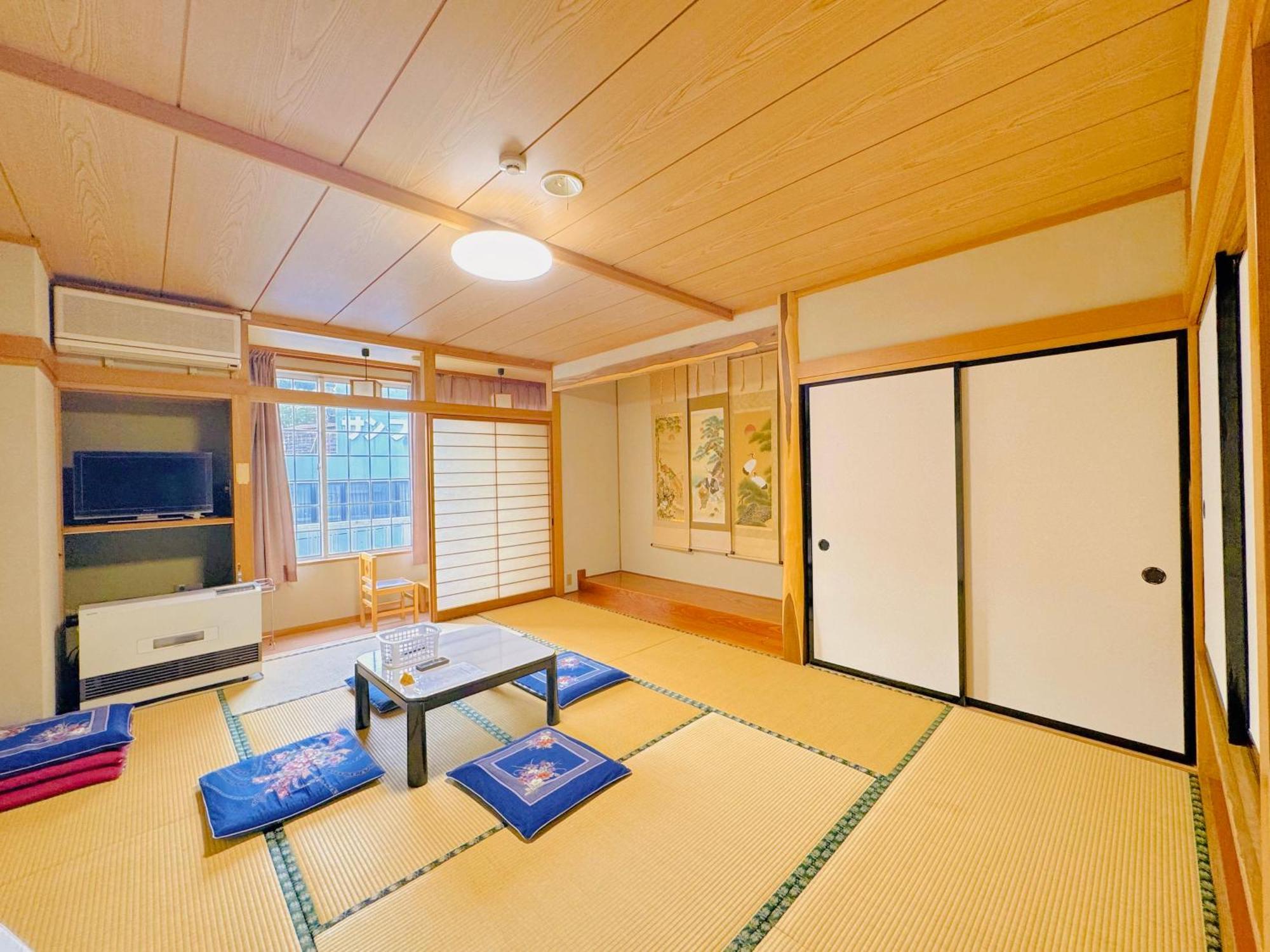 Snowhouse Memorie Hotel-石打丸山 Seki  Extérieur photo